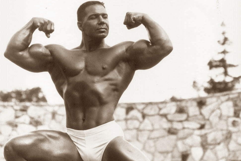 Du betrachtest gerade Bill Pearl- Mr. Universum in drei Jahrzehnten